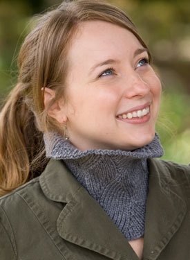 Warmth in Diamonds Cowl
