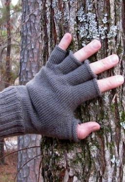 Sportsman Fingerless Gloves