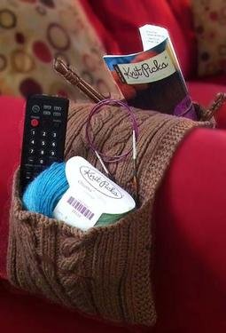 Ordine the Cabled Couch Caddy
