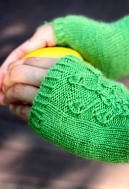 Viridescent Fingerless Mitts