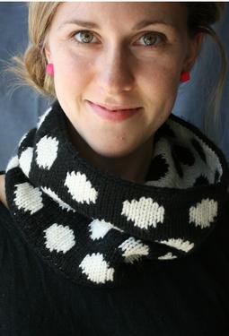 Dots Cowl