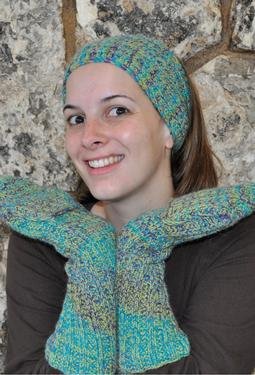 Dressing Up Cozy Accessory Set