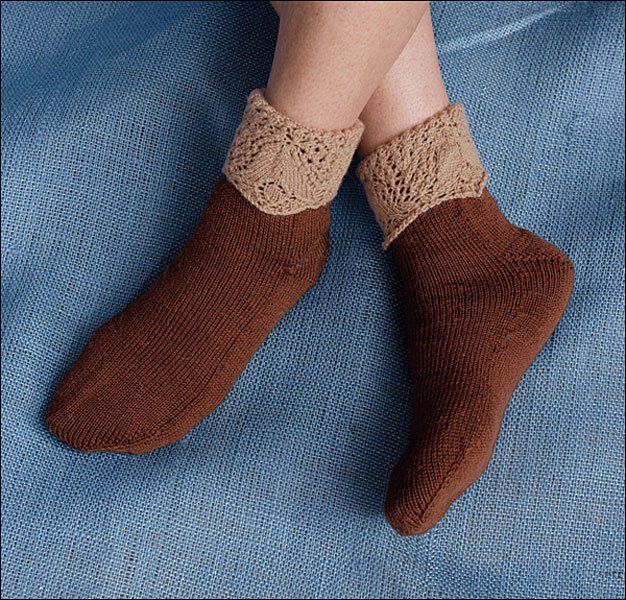 Lace Cuffed Socks Pattern
