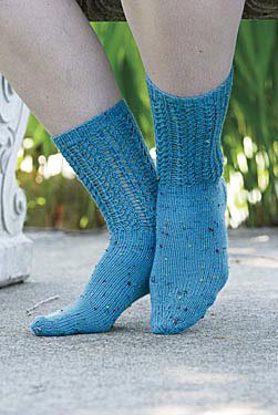 Little Arrowhead Lace Socks Pattern