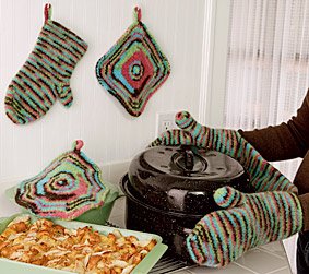 Hot Out of the Oven Mitt & Potholder Pattern