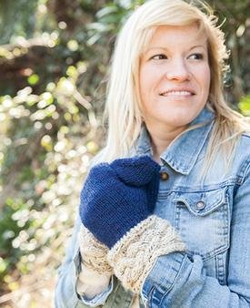 Cabled Cuff Mittens Pattern