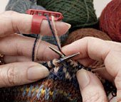 Knitting Yarn Guide by Clover Needlecraft