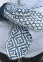 Ms Ida’s Chain Link Mittens