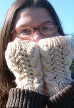 Cable-Lacey's Fingerless Mitts